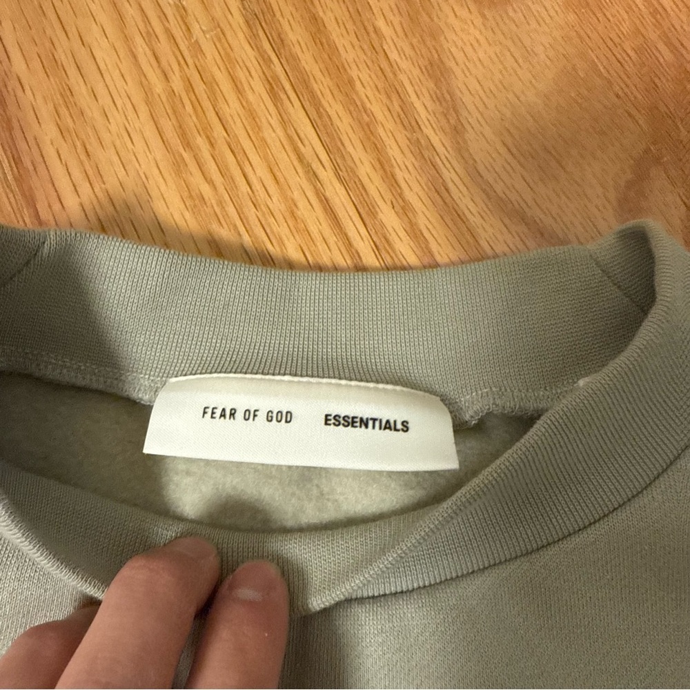 fear of god essentials cream sweatshirt sweater - Picture 4 of 8